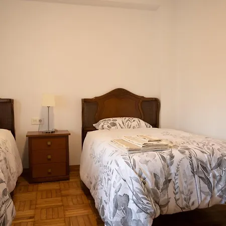 Conde - Campoamor * Οβιέδο